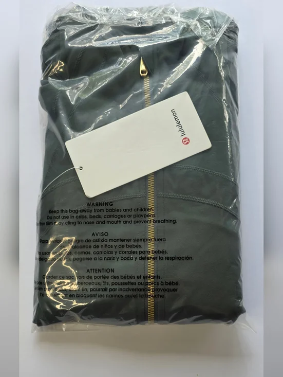 Lululemon Jacket - Picture 16 of 16